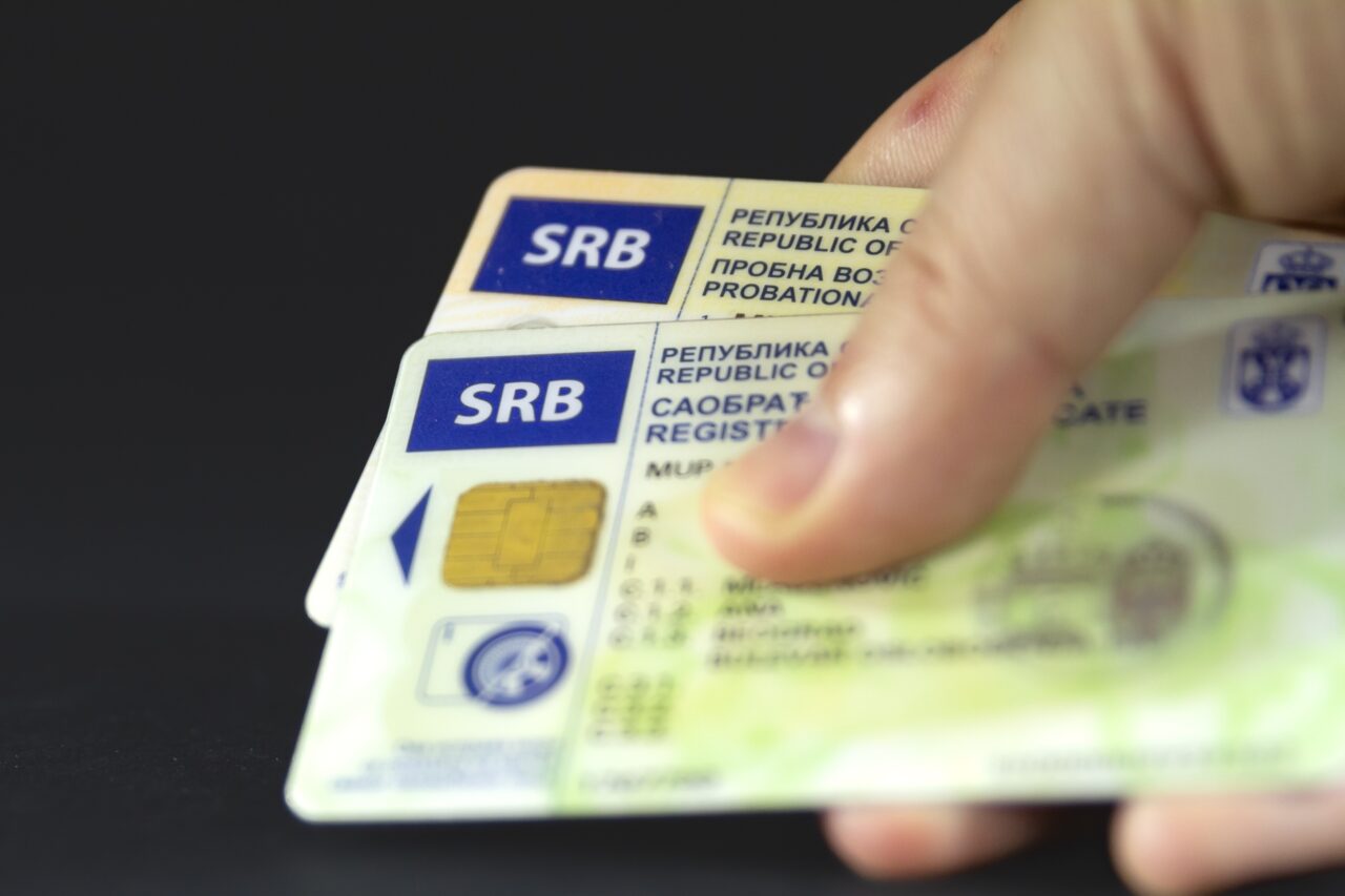 Izdavanje registarskih tablica i saobraćajne dozvole